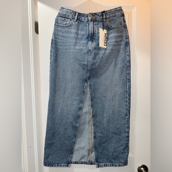 Dynamite denim skirt size S brand new! - Picture 1 of 4